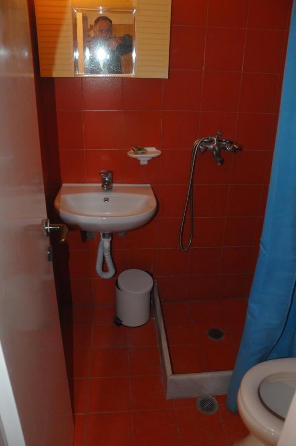 Chalikias Rooms Asprogerakata Exteriör bild
